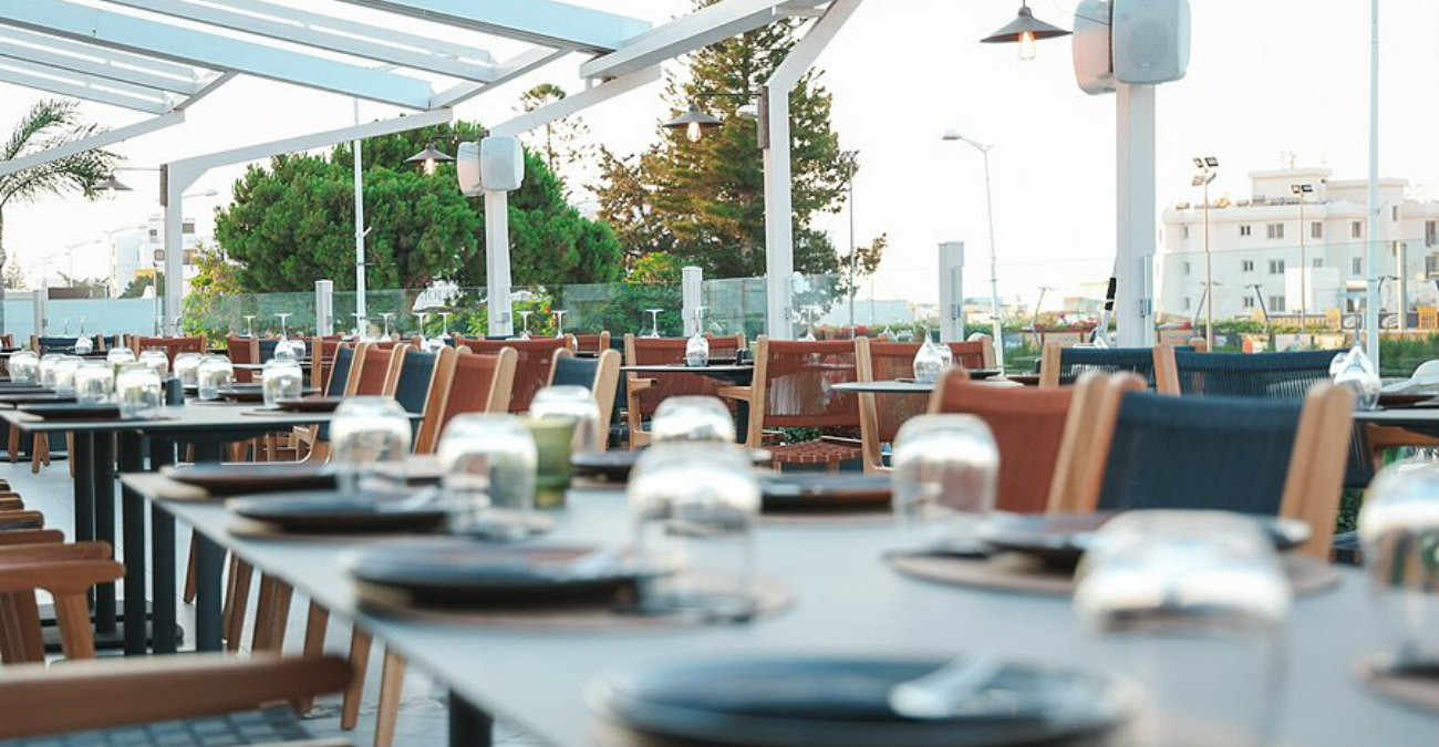 Το εντυπωσιακό rooftop του Πρωταρά που θα σε συναρπάσει