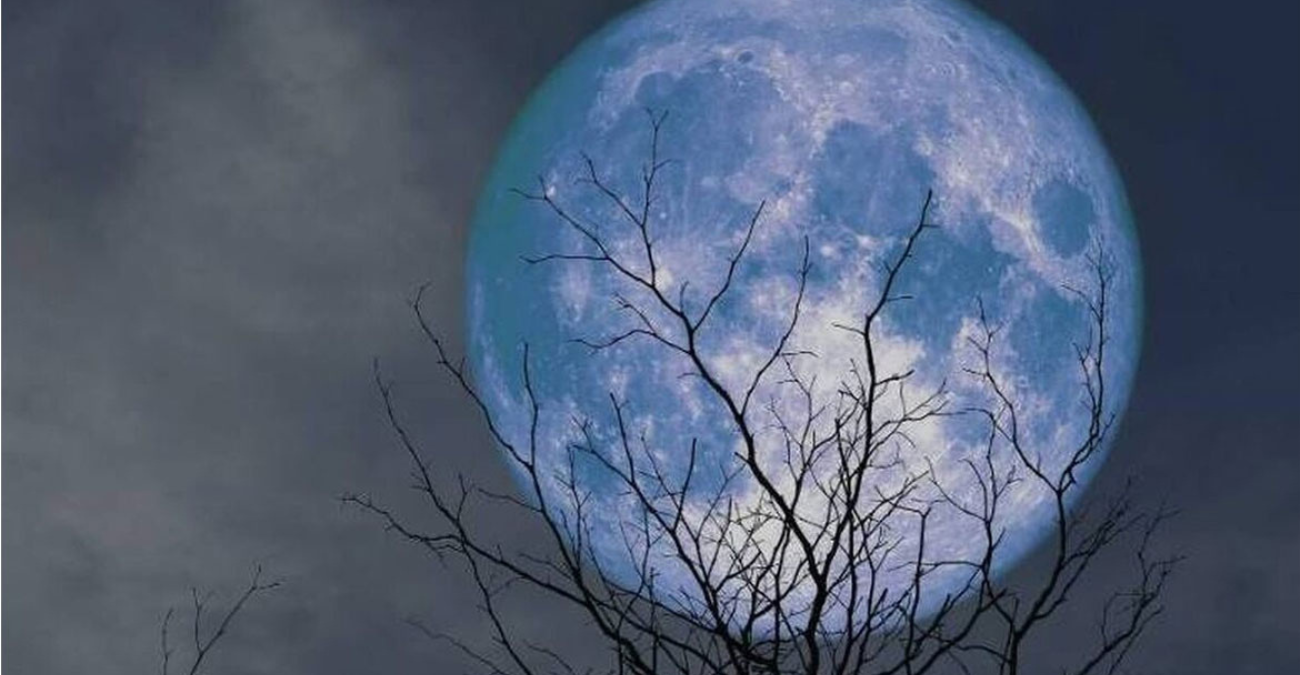 &Mu;&pi;&lambda;&epsilon; &Pi;&alpha;&nu;&sigma;έ&lambda;&eta;&nu;&omicron;&sigmaf;: &Pi;ό&tau;&epsilon; έ&rho;&chi;&epsilon;&tau;&alpha;&iota; &kappa;&alpha;&iota; &tau;&iota; &epsilon;ί&nu;&alpha;&iota;