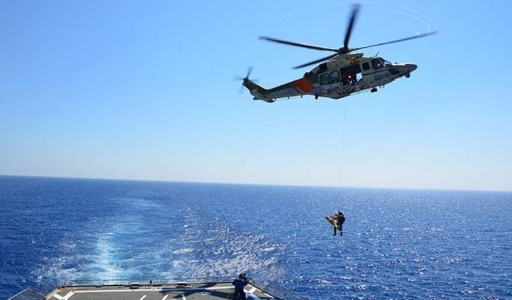Στήθηκε επιχείρηση αεροδιακομιδής – Ασθενής από πλοίο μεταφέρθηκε σε νοσοκομείο