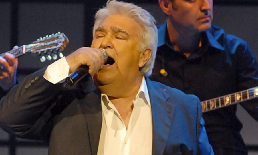 &Pi;&alpha;&sigma;&chi;ά&lambda;&eta;&sigmaf; &Tau;&epsilon;&rho;&zeta;ή&sigmaf;: &Delta;&epsilon;&nu; &delta;ί&nu;&epsilon;&iota; &tau;&eta; &sigma;&upsilon;&gamma;&kappa;&alpha;&tau;ά&theta;&epsilon;&sigma;ή &tau;&omicron;&upsilon; &gamma;&iota;&alpha; &chi;&rho;ή&sigma;&eta; &Alpha;&Iota; &sigma;&tau;&omicron; video clip &gamma;&iota;&alpha; &tau;&omicron; &nu;έ&omicron; &tau;&omicron;&upsilon; &tau;&rho;&alpha;&gamma;&omicron;ύ&delta;&iota; &mu;&epsilon; &tau;&omicron;&nu; &Chi;&rho;ή&sigma;&tau;&omicron; &Nu;&iota;&kappa;&omicron;&lambda;ό&pi;&omicron;&upsilon;&lambda;&omicron;