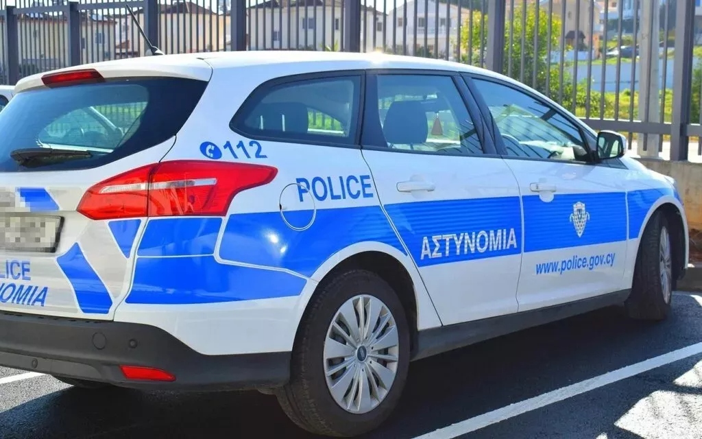 &Chi;ά&theta;&eta;&kappa;&alpha;&nu; &tau;&alpha; ί&chi;&nu;&eta; 26&chi;&rho;&omicron;&nu;&omicron;&upsilon; &sigma;&tau;&eta; &Lambda;&epsilon;&mu;&epsilon;&sigma;ό &ndash; &Delta;&epsilon;ί&tau;&epsilon; &phi;&omega;&tau;&omicron;&gamma;&rho;&alpha;&phi;ί&alpha; &tau;&omicron;&upsilon;