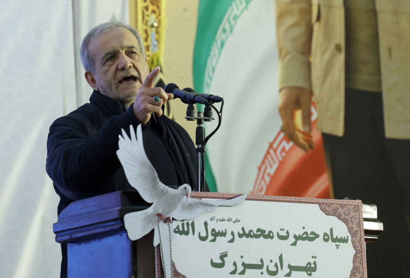 Axios: &Tau;&omicron; &Iota;&rho;ά&nu; &theta;έ&tau;&epsilon;&iota; &nu;έ&omicron;&upsilon;&sigmaf; ό&rho;&omicron;&upsilon;&sigmaf; &lambda;ί&gamma;&omicron; &pi;&rho;&iota;&nu; &tau;&iota;&sigmaf; &sigma;&upsilon;&nu;&omicron;&mu;&iota;&lambda;ί&epsilon;&sigmaf; &mu;&epsilon; &tau;&iota;&sigmaf; &Eta;&Pi;&Alpha;, &zeta;&eta;&tau;ά &alpha;&lambda;&lambda;&alpha;&gamma;ή &tau;ό&pi;&omicron;&upsilon; &kappa;&alpha;&iota; &delta;&iota;&mu;&epsilon;&rho;ή &mu;&omicron;&rho;&phi;ή