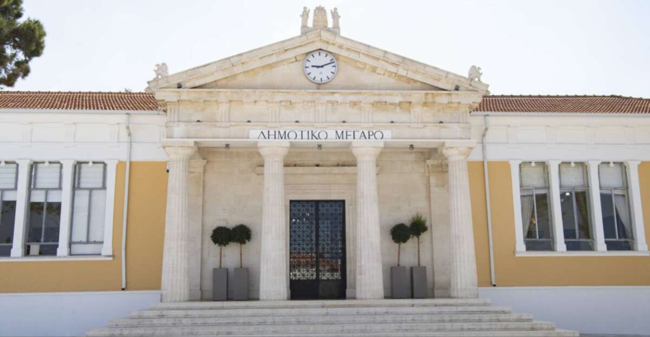 &Epsilon;&lambda;&epsilon;&gamma;&kappa;&tau;&iota;&kappa;ή: &Epsilon;&xi;&epsilon;&tau;ά&zeta;&epsilon;&iota; &kappa;&alpha;&tau;&alpha;&gamma;&gamma;&epsilon;&lambda;ί&epsilon;&sigmaf; &gamma;&iota;&alpha; &tau;&omicron;&nu; &Delta;ή&mu;&omicron; &Pi;ά&phi;&omicron;&upsilon; - &Sigma;&epsilon; &alpha;&rho;&chi;&iota;&kappa;ό &sigma;&tau;ά&delta;&iota;&omicron; &eta; &delta;&iota;&epsilon;&rho;&epsilon;ύ&nu;&eta;&sigma;&eta;