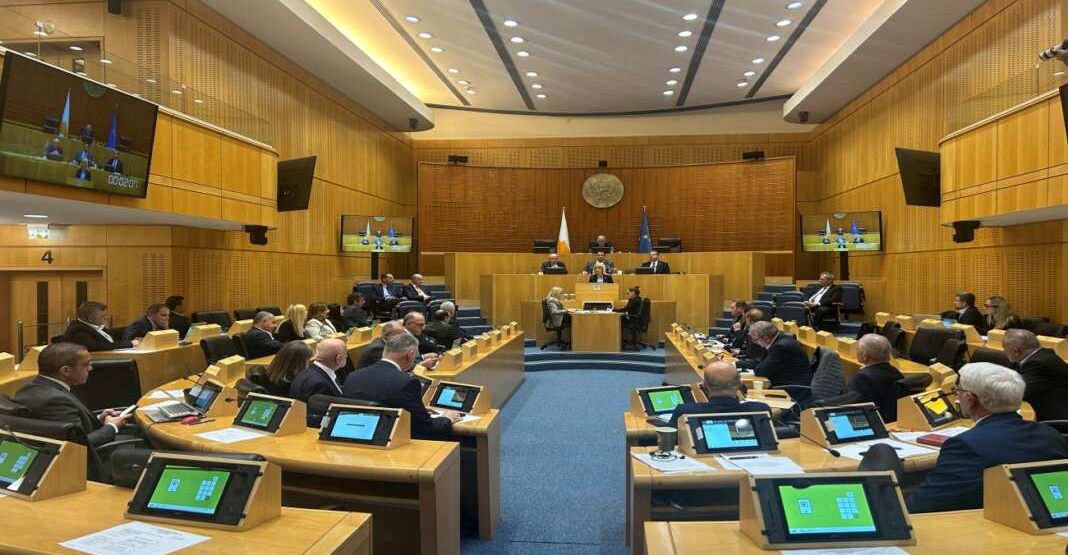 Συνεχίστηκε η συζήτηση του κρατικού προϋπολογισμού στη Βουλή