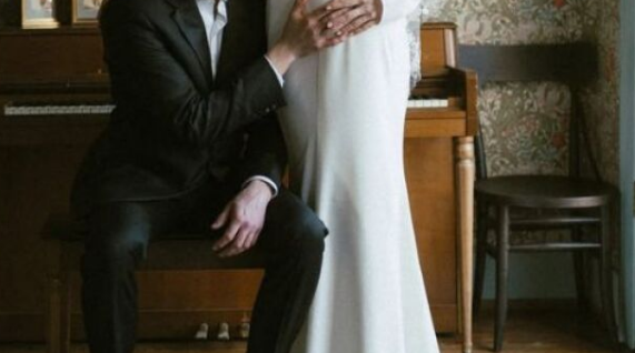 &Pi;&alpha;&nu;&tau;&rho;&epsilon;ύ&tau;&eta;&kappa;&epsilon; &kappa;&rho;&upsilon;&phi;ά &gamma;&nu;&omega;&sigma;&tau;ή &eta;&theta;&omicron;&pi;&omicron;&iota;ό&sigmaf;