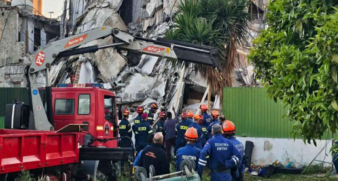 &Epsilon;&pi;&iota;&beta;&epsilon;&beta;&alpha;&iota;ώ&theta;&eta;&kappa;&epsilon; &tau;&omicron; &mu;&omicron;&iota;&rho;&alpha;ί&omicron;: &Sigma;&tau;&alpha; &theta;ύ&mu;&alpha;&tau;&alpha; &tau;&eta;&sigmaf; &tau;&rho;&alpha;&gamma;&omega;&delta;ί&alpha;&sigmaf; &tau;&eta;&sigmaf; &Gamma;&epsilon;&rho;&mu;&alpha;&sigma;ό&gamma;&epsilon;&iota;&alpha;&sigmaf; &eta; 27&chi;&rho;&omicron;&nu;&eta; &Kappa;&omicron;&lambda;&omicron;&mu;&beta;&iota;&alpha;&nu;ή - &Phi;&omega;&tau;&omicron;&gamma;&rho;&alpha;&phi;ί&alpha;