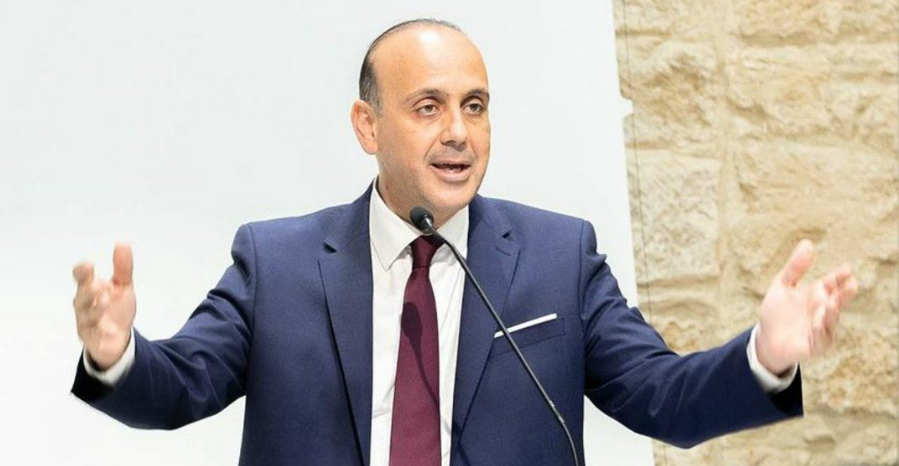 &Alpha;&nu;&alpha;&tau;&rho;&omicron;&pi;ή &sigma;&tau;&eta;&nu; &upsilon;&pi;ό&theta;&epsilon;&sigma;&eta; &Phi;&alpha;ί&delta;&omega;&nu;&omicron;&sigmaf; &gamma;&iota;&alpha; &tau;&omicron;&nu; &kappa;&alpha;&tau; &iota;&sigma;&chi;&upsilon;&rho;&iota;&sigma;&mu;ό &xi;&upsilon;&lambda;&omicron;&delta;&alpha;&rho;&mu;ό &ndash; &Sigma;&tau;&omicron; &phi;&omega;&sigmaf; &iota;&alpha;&tau;&rho;&iota;&kappa;ή έ&kappa;&theta;&epsilon;&sigma;&eta; &pi;&omicron;&upsilon; &delta;&epsilon;&nu; &upsilon;&pi;ή&rho;&chi;&epsilon; &sigma;&tau;&omicron;&nu; &phi;ά&kappa;&epsilon;&lambda;&omicron; &tau;&eta;&sigmaf; &Alpha;&sigma;&tau;&upsilon;&nu;&omicron;&mu;ί&alpha;&sigmaf;