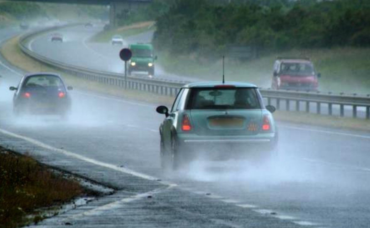 &Chi;&alpha;&mu;ό&sigmaf; &sigma;&tau;&omicron;&nu; &alpha;&upsilon;&tau;&omicron;&kappa;&iota;&nu;&eta;&tau;ό&delta;&rho;&omicron;&mu;&omicron;: &Nu;&epsilon;&rho;ά &sigma;&tau;&omicron;&nu; &delta;&rho;ό&mu;&omicron; &kappa;&alpha;&iota; &chi;&alpha;&mu;&eta;&lambda;ή &omicron;&rho;&alpha;&tau;ό&tau;&eta;&tau;&alpha;