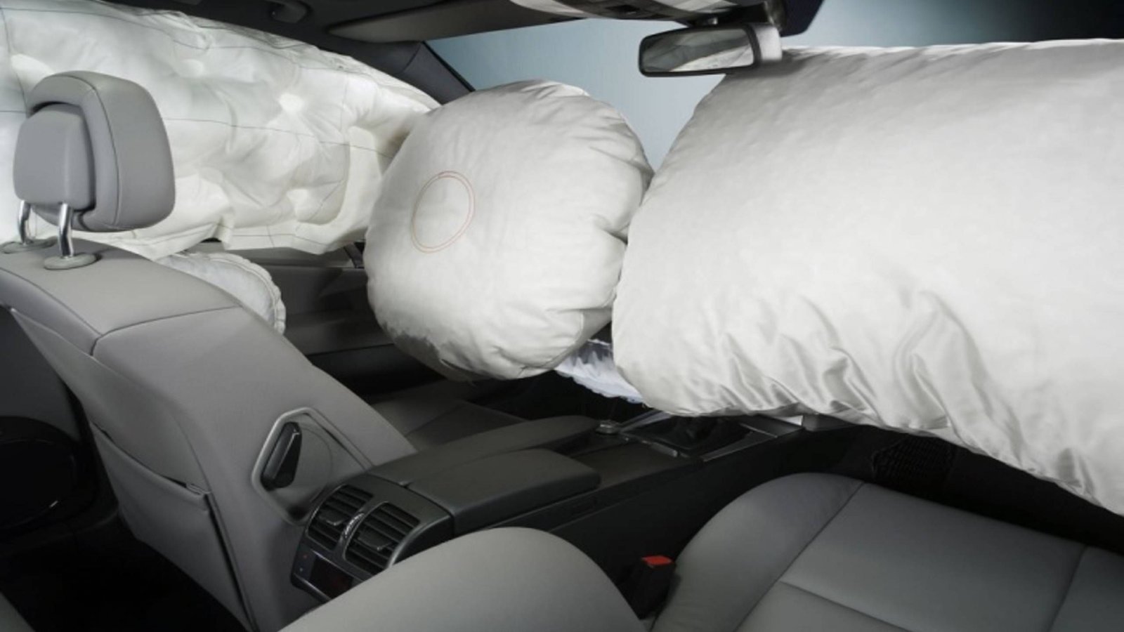 Νέες ανακλήσεις οχημάτων – Μεγαλώνει η λίστα με ελαττωματικούς αερόσακους ΤΑΚΑΤΑ – Άμεση η ακινητοποίησή τους