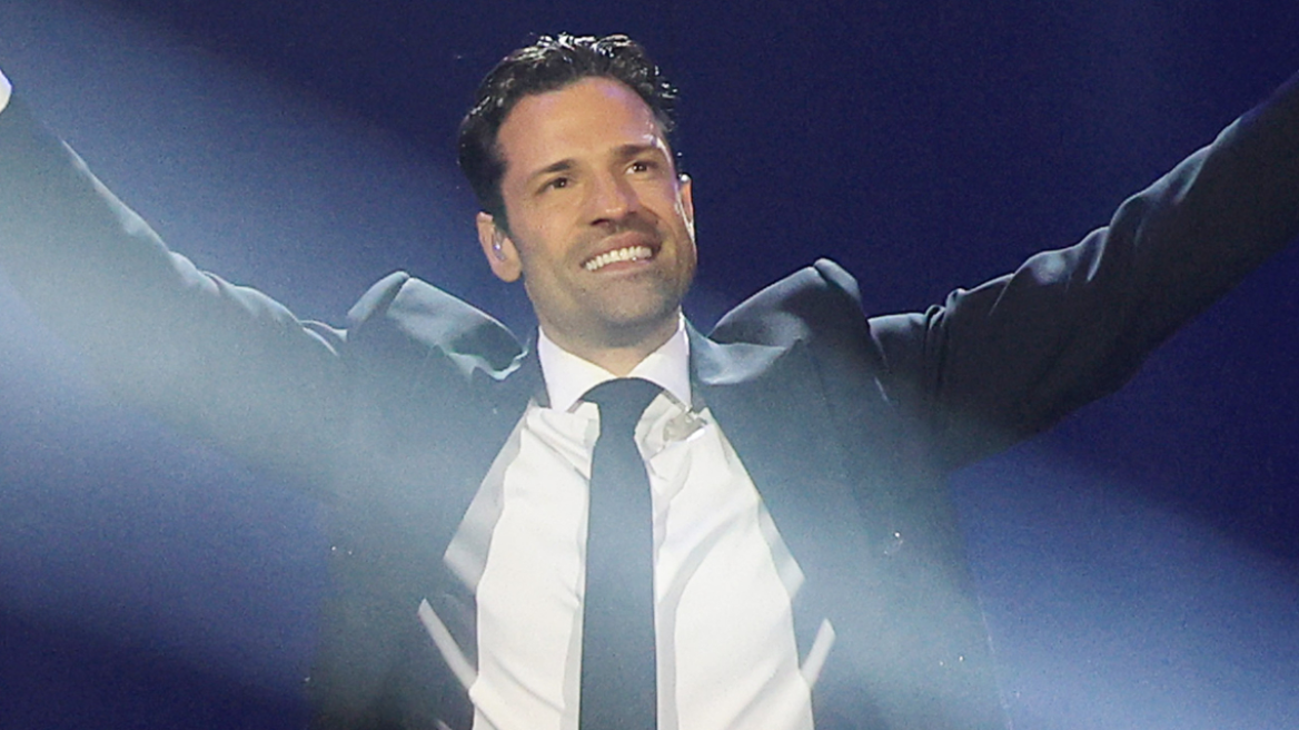 &Kappa;&omega;&nu;&sigma;&tau;&alpha;&nu;&tau;ί&nu;&omicron;&sigmaf; &Alpha;&rho;&gamma;&upsilon;&rho;ό&sigmaf;: &Omicron; &gamma;&iota;&omicron;&sigmaf; &mu;&omicron;&upsilon; &mu;&epsilon; ά&lambda;&lambda;&alpha;&xi;&epsilon;, &tau;ώ&rho;&alpha; &kappa;&alpha;&tau;&alpha;&lambda;&alpha;&beta;&alpha;ί&nu;&omega; &tau;&omicron; &laquo;&mu;&pi;&alpha;ί&nu;&omega; &mu;&pi;&rho;&omicron;&sigma;&tau;ά &nu;&alpha; &phi;ά&omega; &sigma;&phi;&alpha;ί&rho;&alpha; &gamma;&iota;&alpha; &tau;&omicron; &pi;&alpha;&iota;&delta;ί &mu;&omicron;&upsilon;&raquo;