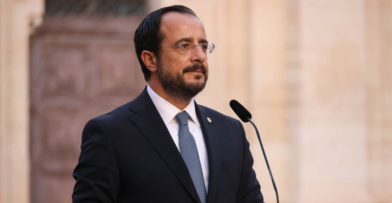 &Sigma;&upsilon;&nu;ά&nu;&tau;&eta;&sigma;&eta; &Pi;&rho;&omicron;έ&delta;&rho;&omicron;&upsilon; &Chi;&rho;&iota;&sigma;&tau;&omicron;&delta;&omicron;&upsilon;&lambda;ί&delta;&eta; &mu;&epsilon; &Iota;&tau;&alpha;&lambda;ό &omicron;&mu;ό&lambda;&omicron;&gamma;ό &tau;&omicron;&upsilon; &sigma;ή&mu;&epsilon;&rho;&alpha; &sigma;&tau;&eta; &Rho;ώ&mu;&eta;