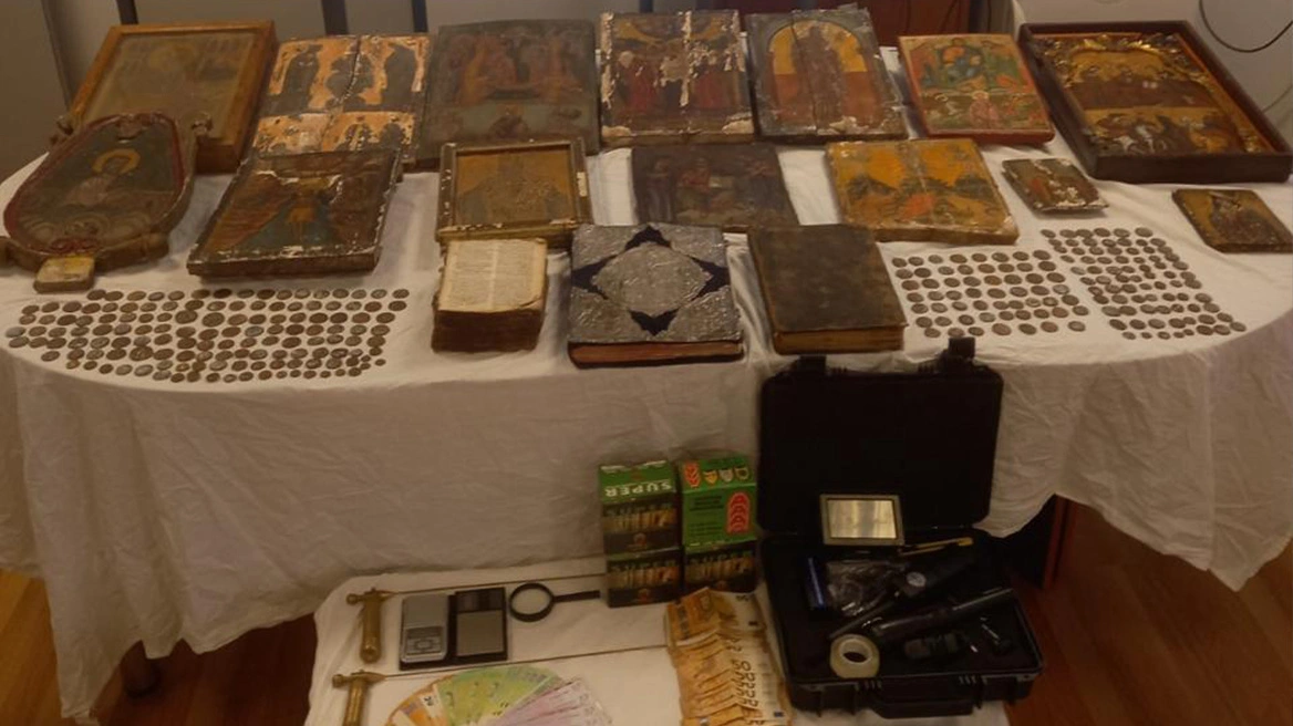 Μονή Μεγάλου Σπηλαίου: Πώς οι αστυνομικοί ξεσκέπασαν τον ηγούμενο Μονή Μεγάλου Σπηλαίου: Πώς οι αστυνομικοί ξεσκέπασαν τον ηγούμενο
