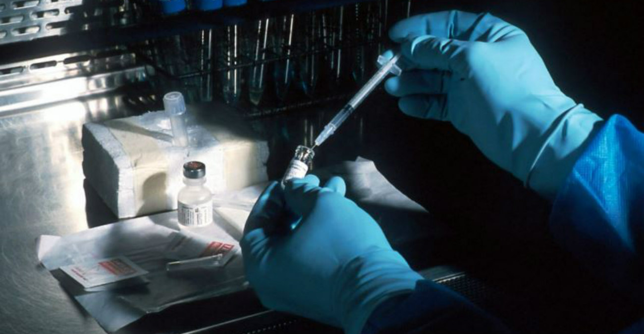 Η Ρωσία «ρίχνει στη μάχη» εμβόλιο mRNA ανακοινώνοντας ότι καταπολεμά τον καρκίνο – Δωρεάν στους ασθενείς από αρχές του 2025