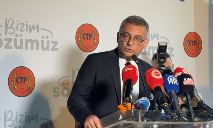 O E&rho;&chi;&iota;&omicron;&upsilon;&rho;&mu;ά&nu; &sigma;&upsilon;&nu;&alpha;&nu;&tau;ά&tau;&alpha;&iota; &mu;&epsilon; &tau;&omicron;&nu; &Gamma;&Gamma; &tau;&omega;&nu; &Eta;&Epsilon; &sigma;&tau;&iota;&sigmaf; 11/2