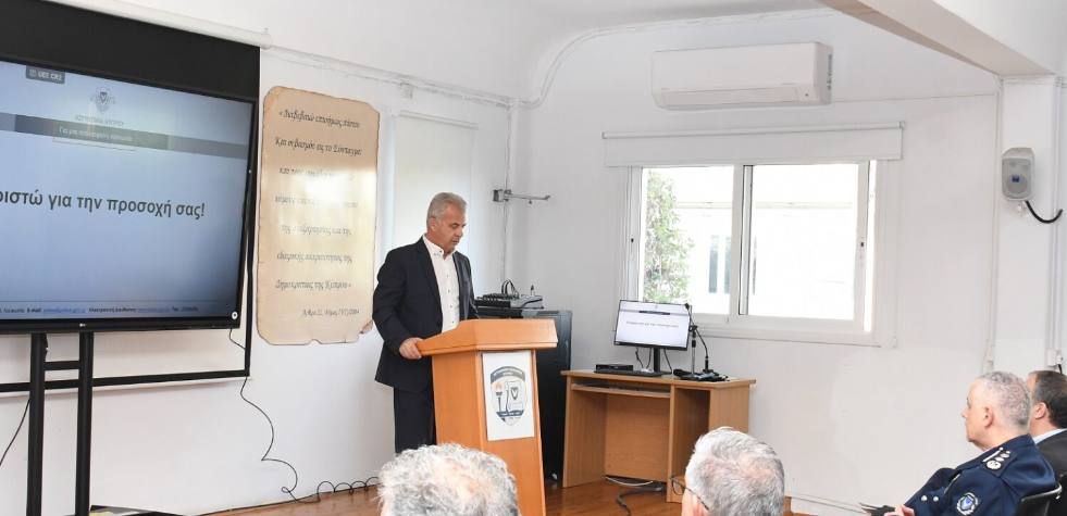 Πρώτη επίσημη επίσκεψή Φυτιρή στο Αρχηγείο Αστυνομίας – Έλαβε ενημέρωση από Αρναούτη