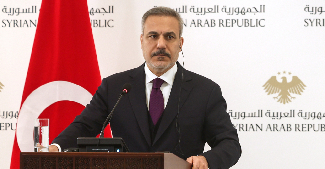 &Pi;&rho;&omicron;&kappa;&alpha;&lambda;&epsilon;ί &omicron; &Phi;&iota;&nu;&tau;ά&nu;: &Mu;&eta;&tau;&sigma;&omicron;&tau;ά&kappa;&eta;&sigmaf; - &Gamma;&epsilon;&rho;&alpha;&pi;&epsilon;&tau;&rho;ί&tau;&eta;&sigmaf; &theta;έ&lambda;&omicron;&upsilon;&nu; &nu;&alpha; &lambda;ύ&sigma;&omicron;&upsilon;&nu; &tau;&alpha; &pi;&rho;&omicron;&beta;&lambda;ή&mu;&alpha;&tau;&alpha;, &alpha;&lambda;&lambda;ά &upsilon;&pi;ά&rho;&chi;&epsilon;&iota; &omicron;... &Delta;έ&nu;&delta;&iota;&alpha;&sigmaf; &kappa;&alpha;&iota; &tau;&omicron; &pi;&omicron;&lambda;&iota;&tau;&iota;&kappa;ό &kappa;ό&sigma;&tau;&omicron;&sigmaf;