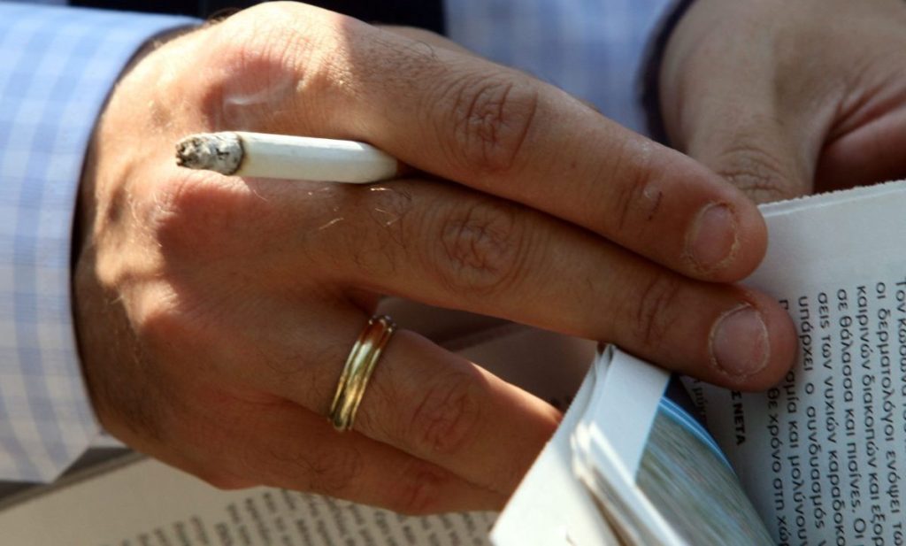Έρχεται μεγάλη αύξηση στα τσιγάρα; Πρόταση στην ΕΕ για φόρο και στα θερμαινόμενα και τα ηλεκτρονικά τσιγάρα – Πόσο θα επιβαρύνει την τσέπη