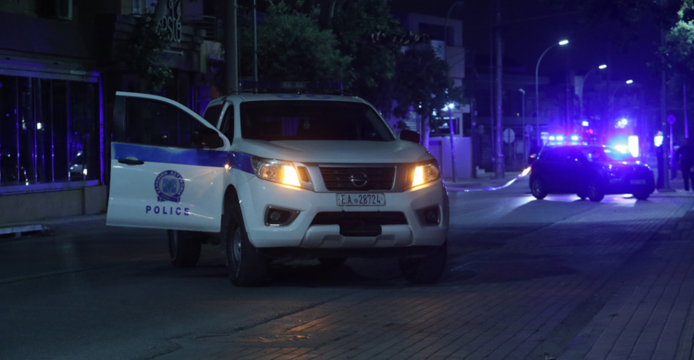 Ά&gamma;&rho;&iota;&alpha; &delta;&omicron;&lambda;&omicron;&phi;&omicron;&nu;ί&alpha; &sigma;&tau;&eta;&nu; &Epsilon;&lambda;&lambda;ά&delta;&alpha;: &Mu;&alpha;&chi;&alpha;ί&rho;&omega;&sigma;&epsilon; &tau;&omicron;&nu; &alpha;&delta;&epsilon;&lambda;&phi;ό &tau;&omicron;&upsilon; &mu;&epsilon;&tau;ά &alpha;&pi;ό &kappa;&alpha;&beta;&gamma;ά