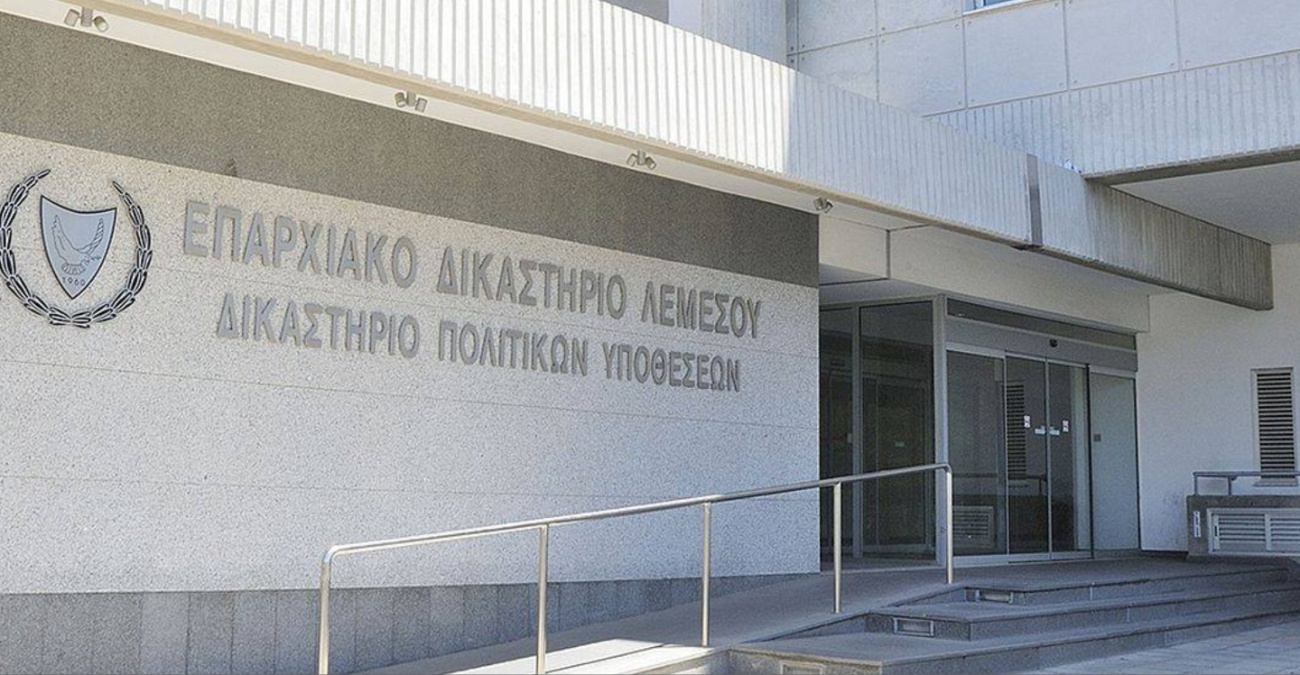 Στην φυλακή για έξι μέρες ο 79χρονος που ξυλοκόπησε 57χρονο – Επιχείρησε να μπει στο σπίτι του Στην φυλακή για έξι μέρες ο 79χρονος που ξυλοκόπησε 57χρονο – Επιχείρησε να μπει στο σπίτι του