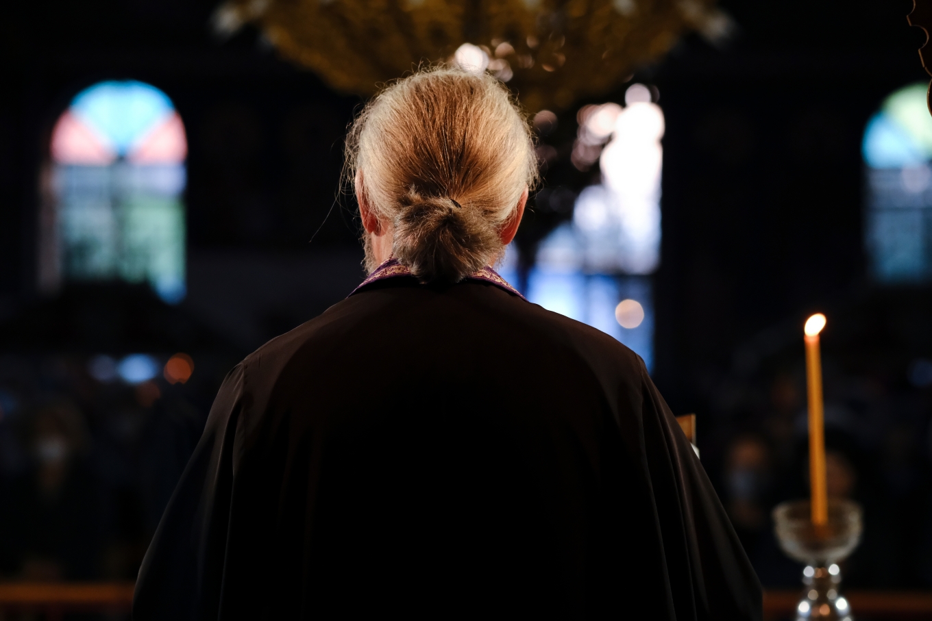 &laquo;&Iota;&epsilon;&rho;ή&raquo; &alpha;&pi;ά&tau;&eta;: &Sigma;&epsilon; &delta;ί&kappa;&eta; &alpha;&rho;&chi;&iota;&mu;&alpha;&nu;&delta;&rho;ί&tau;&eta;&sigmaf; &kappa;&alpha;&iota; &pi;&rho;ώ&eta;&nu; &iota;&epsilon;&rho;έ&alpha;&sigmaf; &sigma;&tau;&eta; &Theta;&epsilon;&sigma;&sigma;&alpha;&lambda;&omicron;&nu;ί&kappa;&eta; &gamma;&iota;&alpha; 1,3 &epsilon;&kappa;&alpha;&tau;. &epsilon;&upsilon;&rho;ώ - Έ&tau;&alpha;&xi;&alpha;&nu; &delta;&omicron;&upsilon;&lambda;&epsilon;&iota;ά &sigma;&epsilon; &pi;&iota;&sigma;&tau;ό &mu;&epsilon; &alpha;&nu;&tau;ά&lambda;&lambda;&alpha;&gamma;&mu;&alpha;