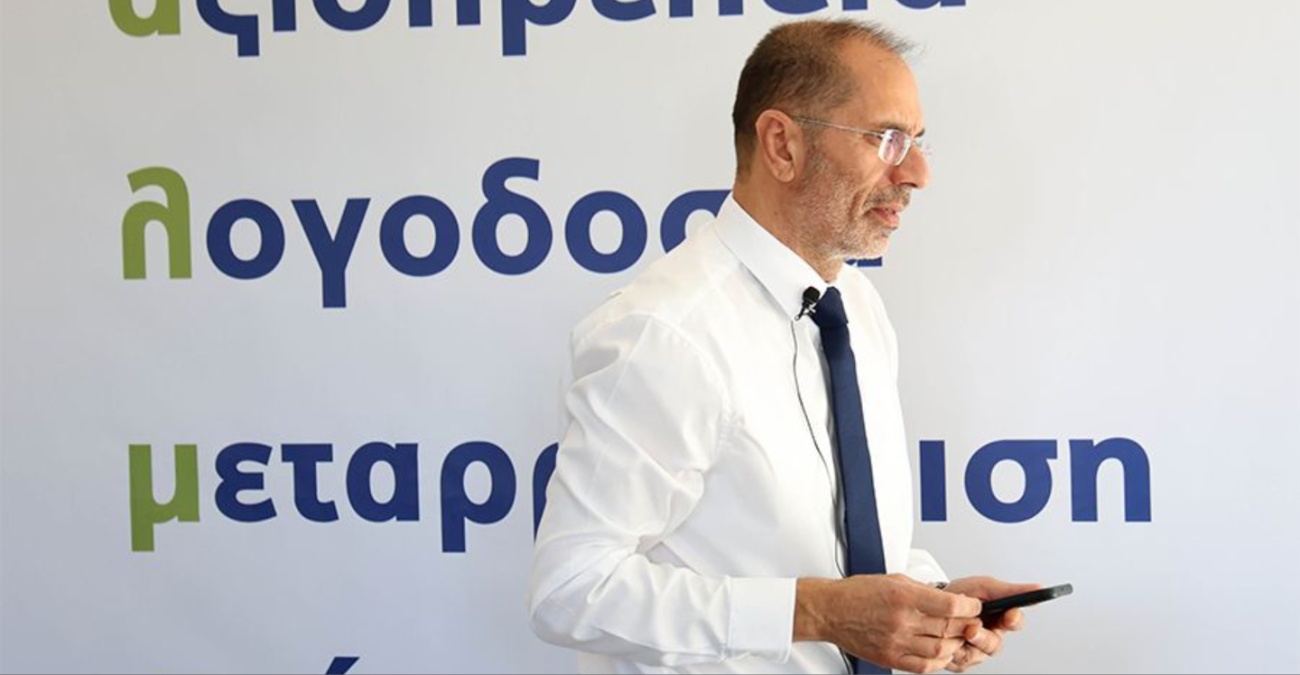 &laquo;&Zeta;&upsilon;&mu;ώ&nu;&omicron;&upsilon;&nu;&raquo; &tau;&eta;&nu; &Pi;&rho;&omicron;&epsilon;&delta;&rho;ί&alpha; &tau;&eta;&sigmaf; &Beta;&omicron;&upsilon;&lambda;ή&sigmaf;: &Omicron;&iota; &epsilon;&pi;&alpha;&phi;έ&sigmaf; &tau;&omicron;&upsilon; &Omicron;&delta;&upsilon;&sigma;&sigma;έ&alpha; &Mu;&iota;&chi;&alpha;&eta;&lambda;ί&delta;&eta; &mu;&epsilon; &Delta;&Eta;&Kappa;&Omicron; &kappa;&alpha;&iota; &Alpha;&Kappa;&Epsilon;&Lambda; &kappa;&alpha;&iota; &tau;&alpha; &delta;&epsilon;&delta;&omicron;&mu;έ&nu;&alpha; &sigma;&tau;&omicron; &pi;&rho;&omicron;&sigma;&kappa;ή&nu;&iota;&omicron;