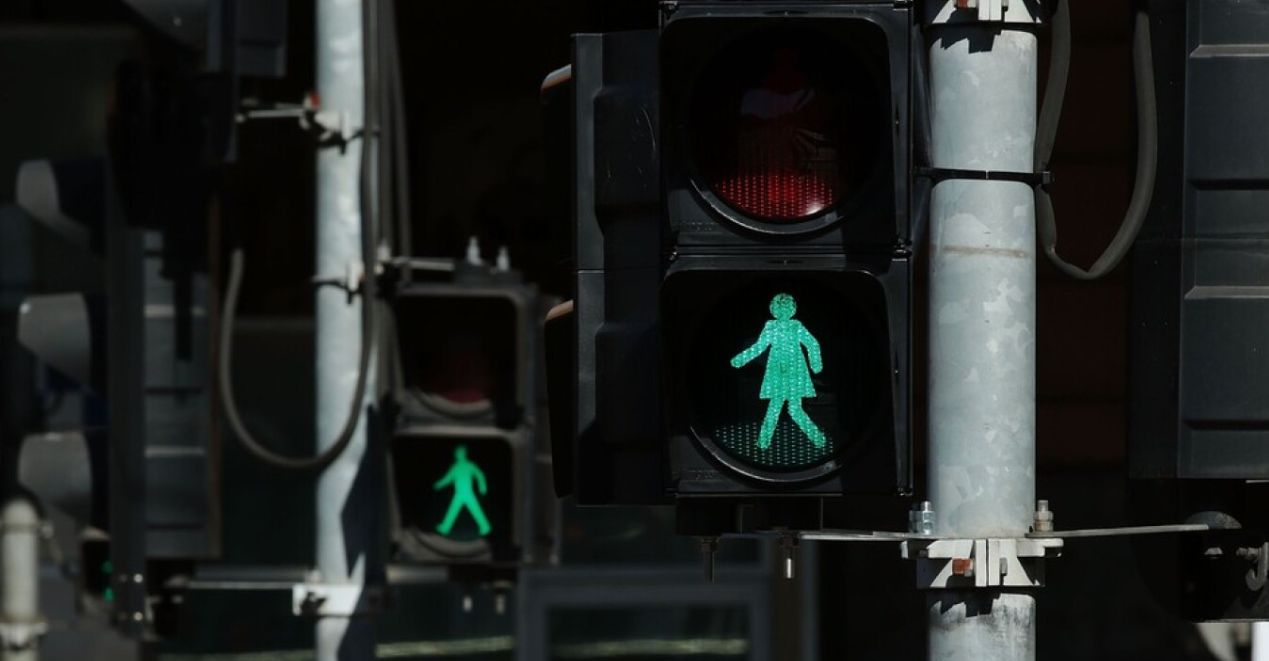 VIDEO: «Άλλαξαν φύλο» οι φιγούρες σε φώτα τροχαίας στη Λευκωσία VIDEO: «Άλλαξαν φύλο» οι φιγούρες σε φώτα τροχαίας στη Λευκωσία