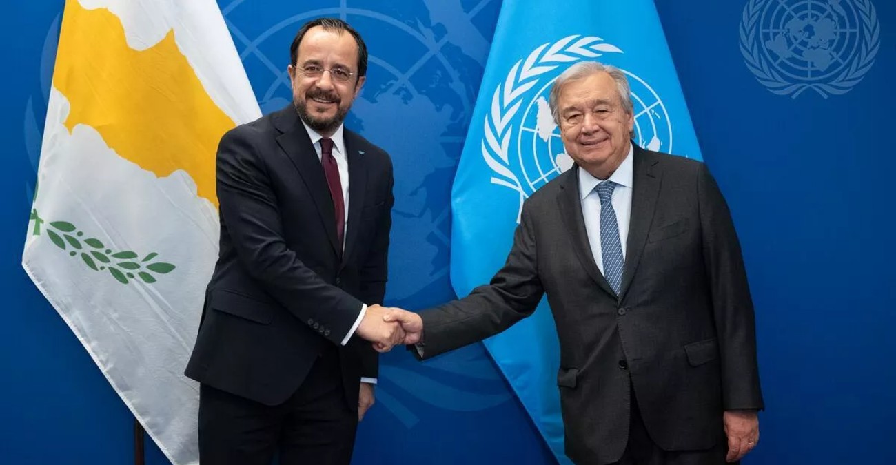 &Kappa;&upsilon;&pi;&rho;&iota;&alpha;&kappa;ό: &laquo;&Kappa;&lambda;&epsilon;ί&delta;&omega;&sigma;&epsilon;&raquo; &eta; &sigma;&upsilon;&nu;ά&nu;&tau;&eta;&sigma;&eta; &Pi;&tau;&Delta; &mu;&epsilon; &Gamma;&kappa;&omicron;&upsilon;&tau;έ&rho;&epsilon;&sigmaf; - &laquo;&Delta;&epsilon;&delta;&omicron;&mu;έ&nu;&eta; &eta; &epsilon;&tau;&omicron;&iota;&mu;ό&tau;&eta;&tau;&alpha; &tau;&eta;&sigmaf; &Kappa;&Delta; &gamma;&iota;&alpha; &epsilon;&pi;&alpha;&nu;έ&nu;&alpha;&rho;&xi;&eta; &tau;&omega;&nu; &sigma;&upsilon;&nu;&omicron;&mu;&iota;&lambda;&iota;ώ&nu;&raquo;