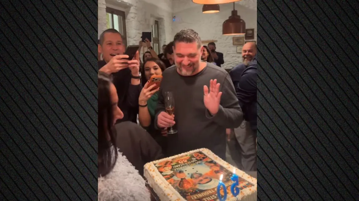 &Omicron; &Pi;ά&nu;&omicron;&sigmaf; &Iota;&omega;&alpha;&nu;&nu;ί&delta;&eta;&sigmaf; έ&kappa;&lambda;&epsilon;&iota;&sigma;&epsilon; &tau;&alpha; 50 &kappa;&alpha;&iota; &tau;&alpha; &gamma;&iota;ό&rho;&tau;&alpha;&sigma;&epsilon; &mu;&epsilon; &tau;&omicron;&upsilon;&sigmaf; &kappa;&rho;&iota;&tau;έ&sigmaf; &tau;&omicron;&upsilon; &laquo;MasterChef&raquo;