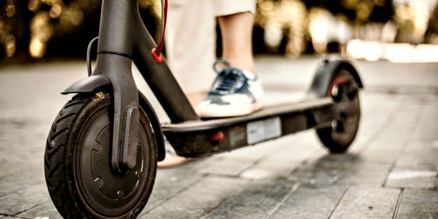 &Tau;&rho;&omicron;&chi;&alpha;ί&omicron; &mu;&epsilon; &pi;&alpha;&tau;ί&nu;&iota;: &Kappa;&rho;ί&sigma;&iota;&mu;&alpha; 26&chi;&rho;&omicron;&nu;&eta; &ndash; &Beta;&rho;ί&sigma;&kappa;&epsilon;&tau;&alpha;&iota; &delta;&iota;&alpha;&sigma;&omega;&lambda;&eta;&nu;&omega;&mu;έ&nu;&eta; &sigma;&tau;&eta; &Mu;&Epsilon;&Theta; &iota;&delta;&iota;&omega;&tau;&iota;&kappa;&omicron;ύ &nu;&omicron;&sigma;&omicron;&kappa;&omicron;&mu;&epsilon;ί&omicron;&upsilon;