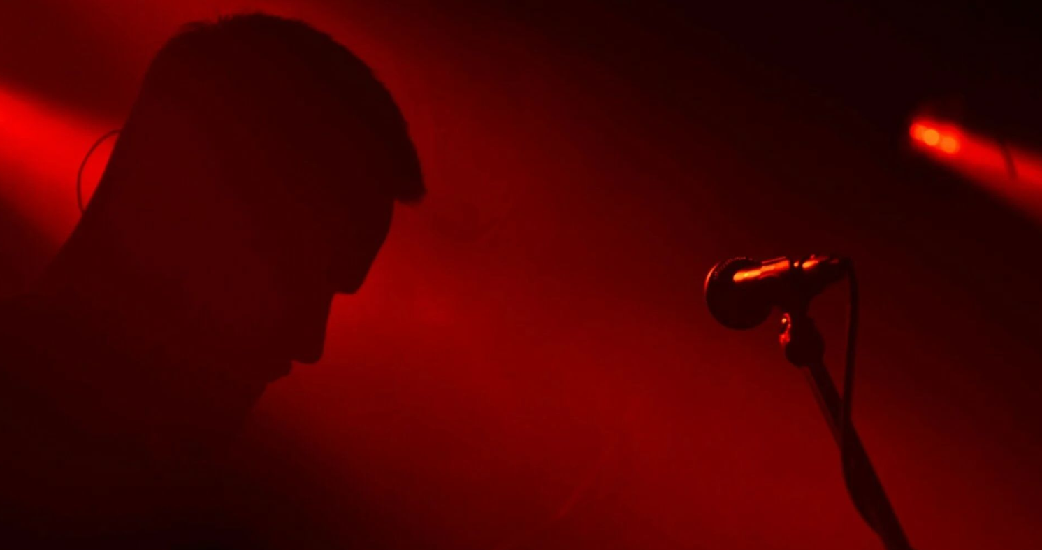 Mόλις αποκαλύψθηκε όσα κατήγγειλε ο νεαρός για τον Γιώργο Μαζωνάκη – Τι αναφέρει η μήνυση