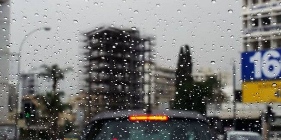 Κίτρινη προειδοποίηση για ισχυρές καταιγίδες, άνεμους και χαλάζι