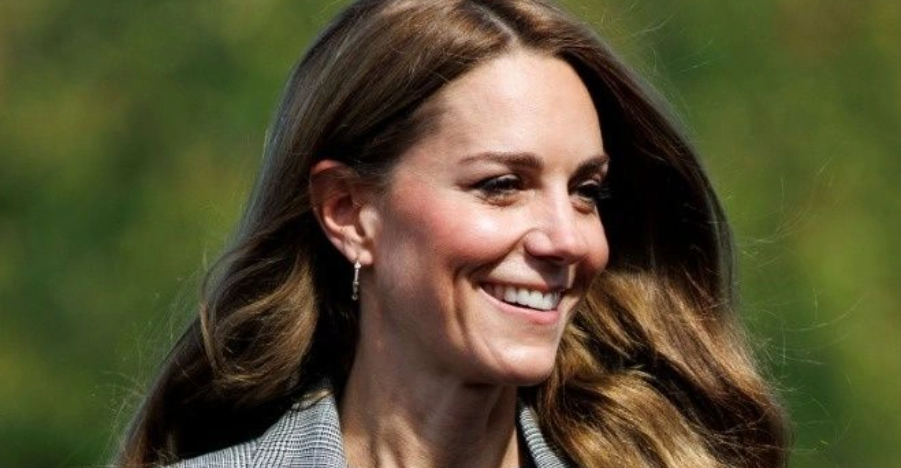 &Kappa;έ&iota;&tau; &Mu;ί&nu;&tau;&lambda;&epsilon;&tau;&omicron;&nu;: &Eta; &sigma;&tau;&iota;&gamma;&mu;ή &pi;&omicron;&upsilon; έ&mu;&alpha;&theta;&epsilon; &gamma;&iota;&alpha; &tau;&omicron;&nu; &kappa;&alpha;&rho;&kappa;ί&nu;&omicron;: &laquo;Ή&tau;&alpha;&nu; έ&nu;&alpha; &alpha;&nu;&omicron;&iota;&xi;&iota;ά&tau;&iota;&kappa;&omicron; &alpha;&pi;ό&gamma;&epsilon;&upsilon;&mu;&alpha;&hellip;&raquo;