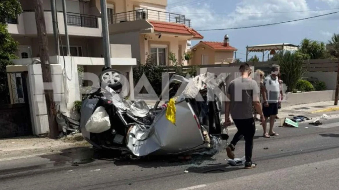 &Tau;&rho;&alpha;&gamma;&omega;&delta;ί&alpha;: &Nu;&epsilon;&kappa;&rho;έ&sigmaf; &delta;ύ&omicron; &gamma;&upsilon;&nu;&alpha;ί&kappa;&epsilon;&sigmaf; &sigma;&epsilon; &phi;&omicron;&beta;&epsilon;&rho;ό &tau;&rho;&omicron;&chi;&alpha;ί&omicron; - &Sigma;&omicron;&kappa;&alpha;&rho;&iota;&sigma;&tau;&iota;&kappa;έ&sigmaf; &phi;&omega;&tau;&omicron;&gamma;&rho;&alpha;&phi;ί&epsilon;&sigmaf;