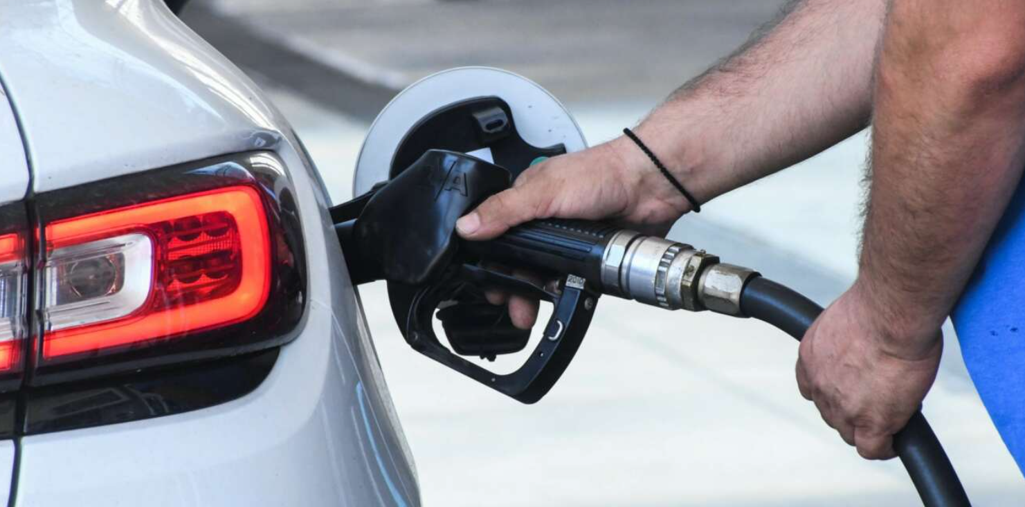 &laquo;&Phi;&omega;&tau;&iota;ά&raquo; &sigma;&tau;&iota;&sigmaf; &tau;&iota;&mu;έ&sigmaf; &kappa;&alpha;&upsilon;&sigma;ί&mu;&omega;&nu;: &Rho;&epsilon;&kappa;ό&rho; &tau;&rho;&iota;&epsilon;&tau;ί&alpha;&sigmaf; &mu;έ&sigma;&alpha; &sigma;&epsilon; &mu;ί&alpha; &mu;έ&rho;&alpha; - &Kappa;&alpha;&mu;&pi;&alpha;&nu;ά&kappa;&iota; &alpha;&pi;ό &Sigma;ύ&nu;&delta;&epsilon;&sigma;&mu;&omicron; &Kappa;&alpha;&tau;&alpha;&nu;&alpha;&lambda;&omega;&tau;ώ&nu;