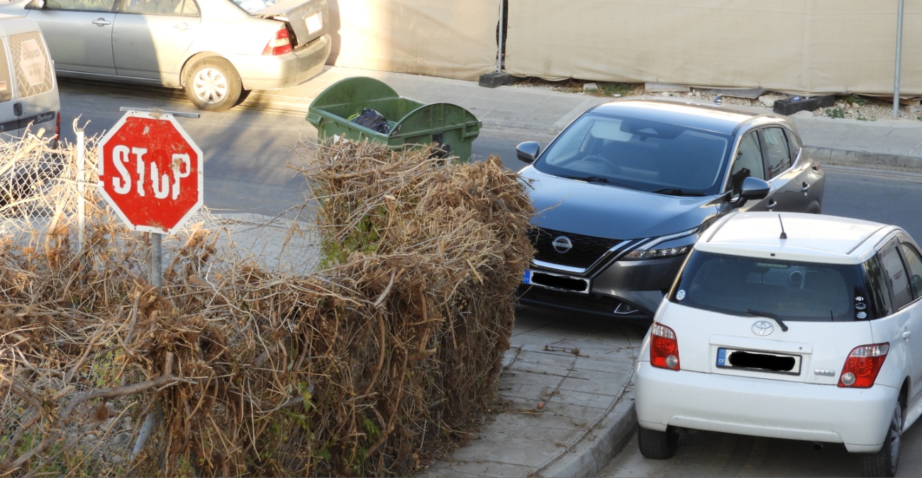 &laquo;&Omicron;&mu;&eta;&rho;ί&alpha;&raquo; &kappa;&alpha;&tau;&omicron;ί&kappa;&omega;&nu; &sigma;&tau;&eta;&nu; &Kappa;ά&tau;&omega; &Pi;ά&phi;&omicron;: &Mu;&epsilon;&tau;&alpha;&tau;&rho;ά&pi;&eta;&kappa;&alpha;&nu; &sigma;&epsilon; &tau;&rho;&omicron;&chi;&omicron;&nu;ό&mu;&omicron;&iota; &lambda;ό&gamma;&omega; &alpha;&delta;&rho;ά&nu;&epsilon;&iota;&alpha;&sigmaf; &tau;&omicron;&upsilon; &Delta;ή&mu;&omicron;&upsilon; - &Delta;&epsilon;ί&tau;&epsilon; &phi;&omega;&tau;&omicron;&gamma;&rho;&alpha;&phi;ί&epsilon;&sigmaf;