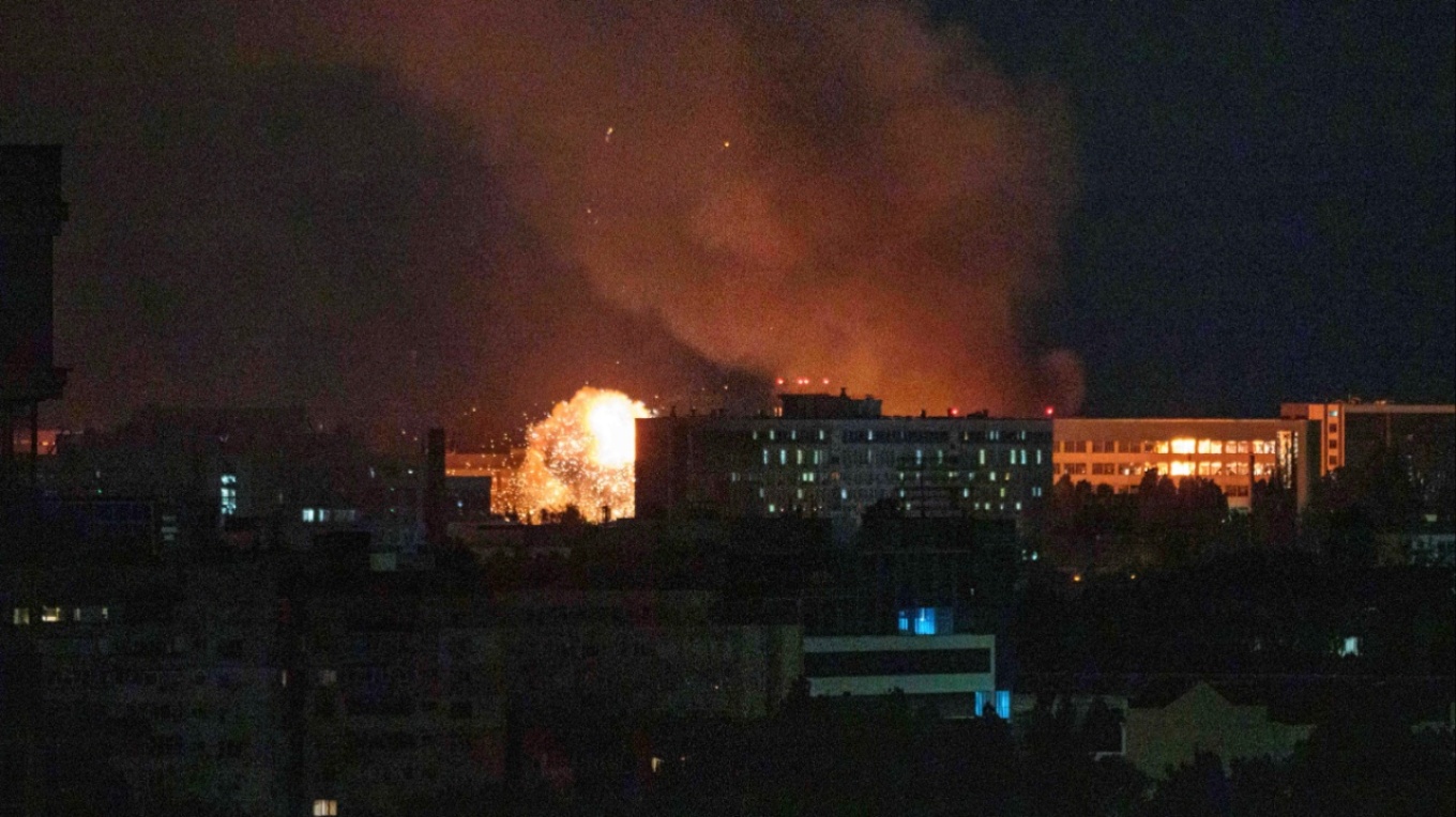 &Eta; &Omicron;&upsilon;&kappa;&rho;&alpha;&nu;ί&alpha; &sigma;&epsilon; &sigma;&upsilon;&nu;&alpha;&gamma;&epsilon;&rho;&mu;ό &ndash; &Epsilon;&pi;ί&theta;&epsilon;&sigma;&eta; &mu;&epsilon; &beta;&alpha;&lambda;&lambda;&iota;&sigma;&tau;&iota;&kappa;&omicron;ύ&sigmaf; &pi;&upsilon;&rho;&alpha;ύ&lambda;&omicron;&upsilon;&sigmaf; &delta;έ&chi;&epsilon;&tau;&alpha;&iota; &tau;&omicron; &Kappa;ί&epsilon;&beta;&omicron;