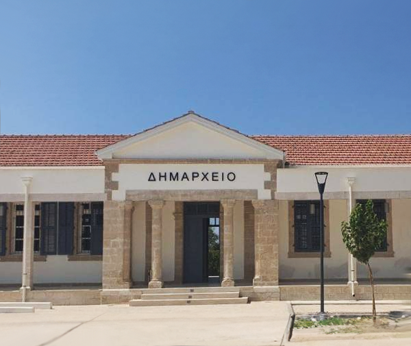 &Nu;έ&omicron;&sigmaf; &Kappa;&alpha;&beta;&gamma;ά&sigmaf; &sigma;&epsilon; &Delta;ή&mu;&omicron;: Έ&gamma;&iota;&nu;&alpha;&nu; &laquo;ά&nu;&omega; &kappa;ά&tau;&omega;&raquo; &gamma;&iota;&alpha; &tau;&eta;&nu; &pi;&rho;ό&sigma;&lambda;&eta;&psi;&eta; &pi;&alpha;&iota;&delta;&iota;ώ&nu; &tau;&omega;&nu; &Alpha;&nu;&tau;&iota;&delta;&eta;&mu;ά&rho;&chi;&omega;&nu; &ndash; &laquo;&Delta;&epsilon;&nu; &epsilon;ί&nu;&alpha;&iota; &delta;&omicron;&upsilon;&lambda;&epsilon;&iota;ά &sigma;&omicron;&upsilon; &nu;&alpha; &mu;&iota;&lambda;ά&sigmaf;&raquo;