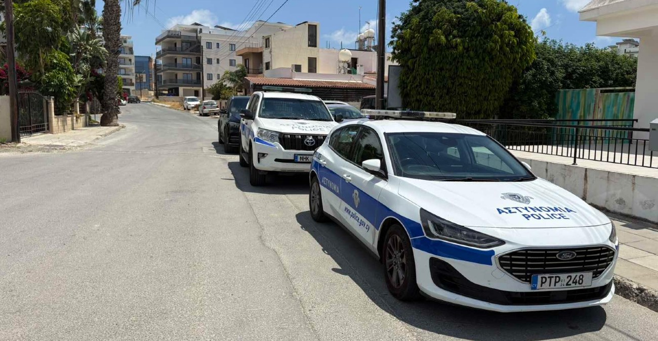 Υπόθεση τρομοκρατίας: Στο δικαστήριο υπό δρακόντει