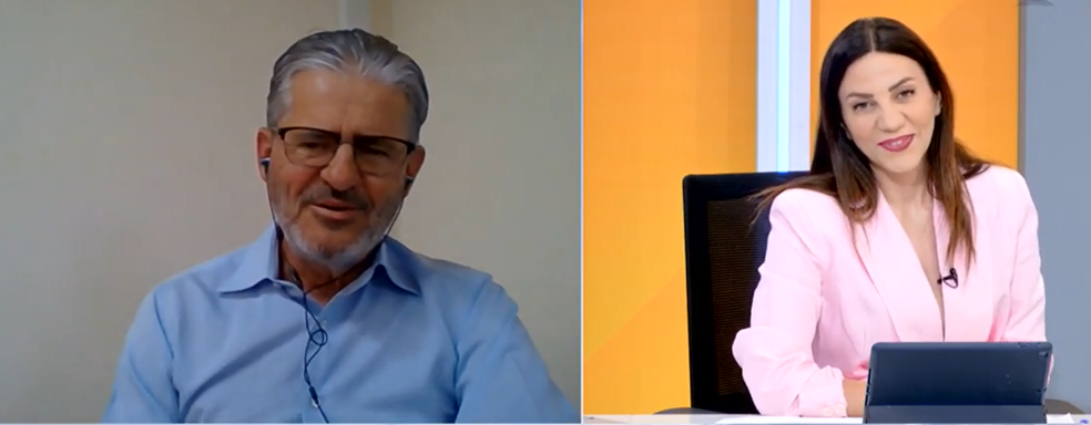 VIDEO - &Epsilon;&pi;&iota;&kappa;ό&sigmaf; &delta;&iota;ά&lambda;&omicron;&gamma;&omicron;&sigmaf; on air: &Beta;&rho;ή&kappa;&alpha;&mu;&epsilon; &tau;&alpha; alter ego &tau;&eta;&sigmaf; &Alpha;&gamma;&alpha;&pi;&eta;&tau;&omicron;ύ &kappa;&alpha;&iota; &tau;&omicron;&upsilon; &Nu;ά&nu;&omicron;&upsilon; - &laquo;&Eta; &pi;&epsilon;&lambda;&lambda;&omicron;&kappa;&alpha;&tau;&epsilon;&rho;ί&nu;&alpha; &kappa;&alpha;&iota; &omicron; &nu;&alpha;&nu;&omicron;&pi;&lambda;&omicron;&upsilon;&mu;ί&delta;&eta;&sigmaf;&raquo;