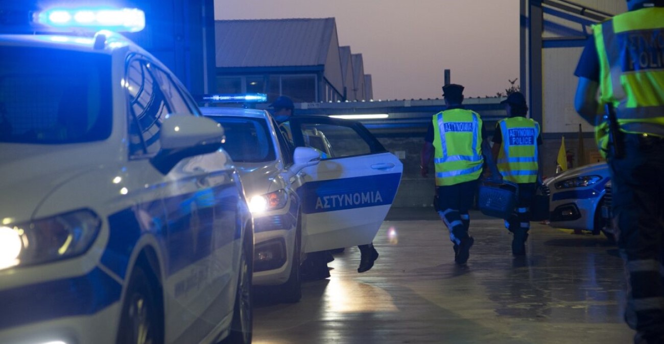 Χειροπέδες σε 16χρονο για εμπρησμό μοτοποδηλάτου