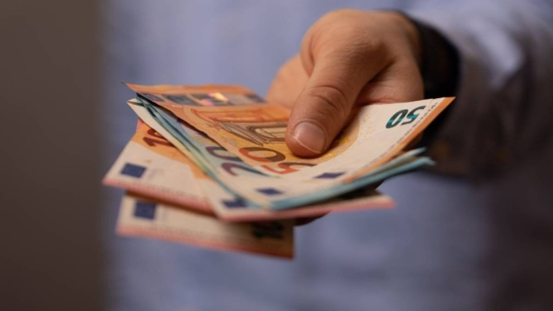 ΥΠΟΙΚ: Δεύτερη δόση για τους κουρεμένους καταθέτες από το Εθνικό Ταμείο Αλληλεγγύης ΥΠΟΙΚ: Δεύτερη δόση για τους κουρεμένους καταθέτες από το Εθνικό Ταμείο Αλληλεγγύης