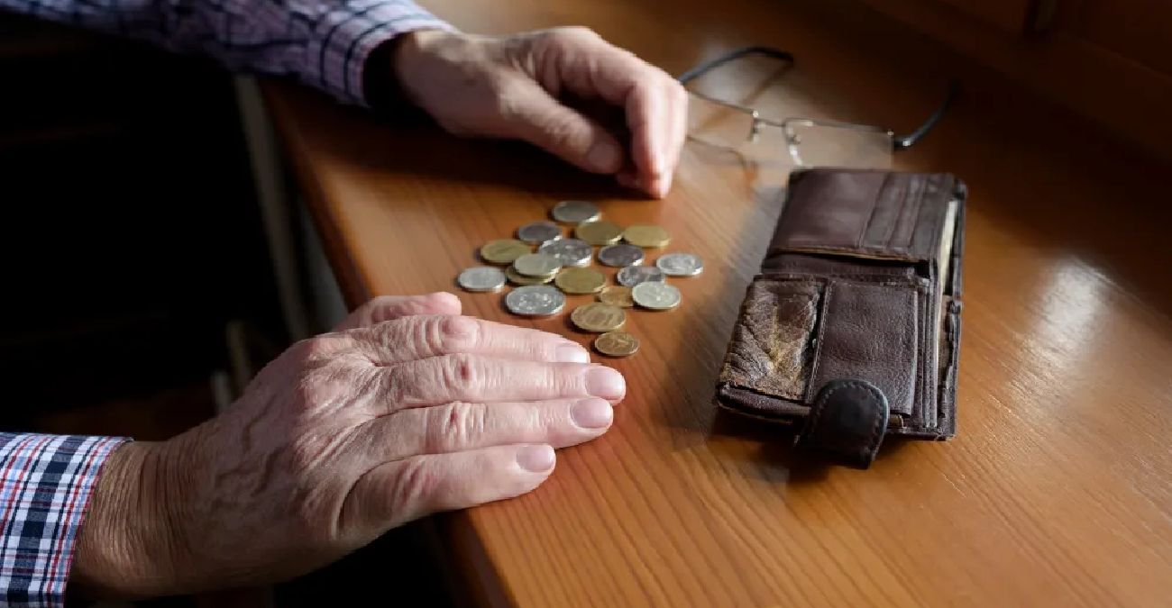 &Upsilon;&pi;. &Epsilon;&rho;&gamma;&alpha;&sigma;ί&alpha;&sigmaf;: Έ&rho;&chi;&omicron;&nu;&tau;&alpha;&iota; &alpha;&upsilon;&xi;ή&sigma;&epsilon;&iota;&sigmaf; &pi;&omicron;&upsilon; &theta;&alpha; &gamma;ί&nu;&omicron;&upsilon;&nu; &alpha;&iota;&sigma;&theta;&eta;&tau;έ&sigmaf; &sigma;&tau;&eta;&nu; &tau;&sigma;έ&pi;&eta; &tau;&omega;&nu; &sigma;&upsilon;&nu;&tau;&alpha;&xi;&iota;&omicron;ύ&chi;&omega;&nu;