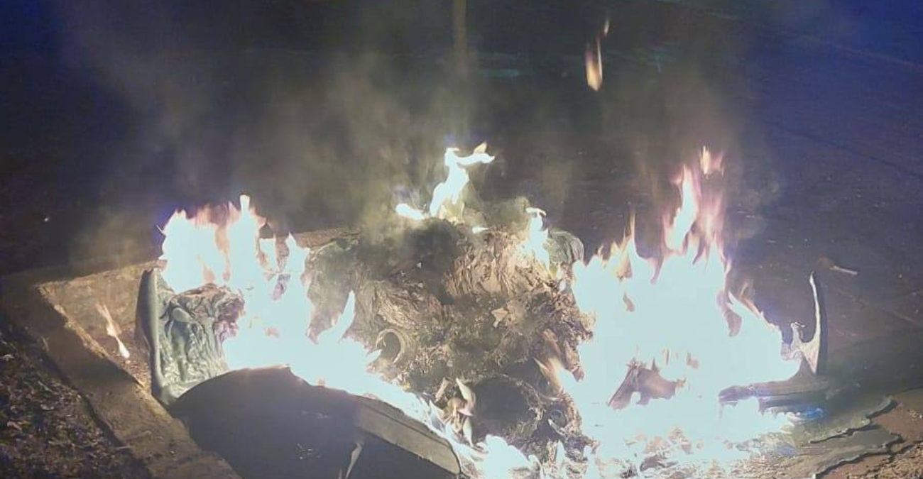 Συναγερμός στα Λατσιά: Άγνωστοι έβαλαν φωτιά σε κάλαθο απορριμμάτων σε χώρο Παιδικής Λέσχης