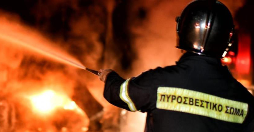 &Tau;&rho;&alpha;&gamma;&iota;&kappa;ή &kappa;&alpha;&tau;ά&lambda;&eta;&xi;&eta; &alpha;&pi;ό &phi;&omega;&tau;&iota;ά &sigma;&tau;&eta;&nu; &Epsilon;&lambda;&lambda;ά&delta;&alpha;: &Nu;&epsilon;&kappa;&rho;ά &tau;έ&sigma;&sigma;&epsilon;&rho;&alpha; &alpha;&delta;έ&rho;&phi;&iota;&alpha;