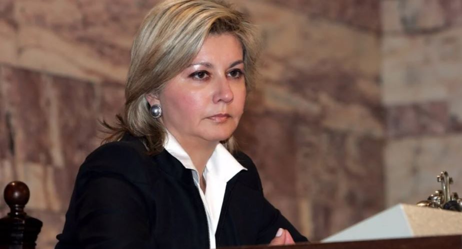 Συνελήφθη δημοσιογράφος στον Βόλο που φέρεται να εκβίαζε τη Ζέττα Μακρή