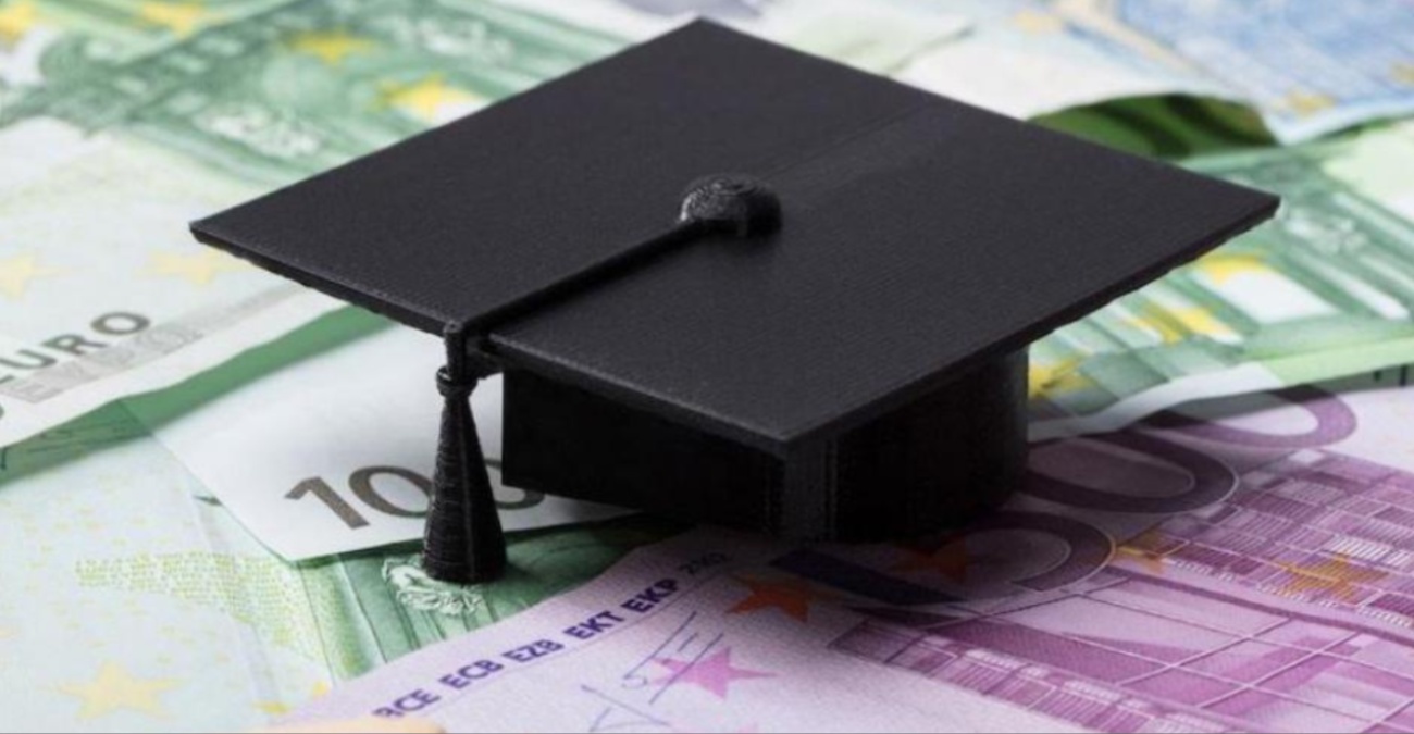 Περισσότεροι δικαιούχοι και αυξημένα ποσά: Ποιοι φοιτητές θα δουν παραπάνω χρήματα στην τσέπη τους