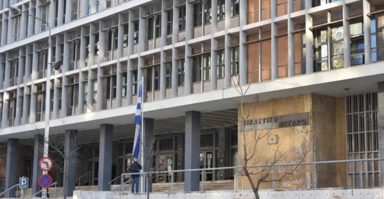 Αθωώθηκε στο Εφετείο μια γυναίκα που είχε καταδικαστεί σε πολυετή κάθειρξη για βασανιστήρια των παιδιών της Αθωώθηκε στο Εφετείο μια γυναίκα που είχε καταδικαστεί σε πολυετή κάθειρξη για βασανιστήρια των παιδιών της