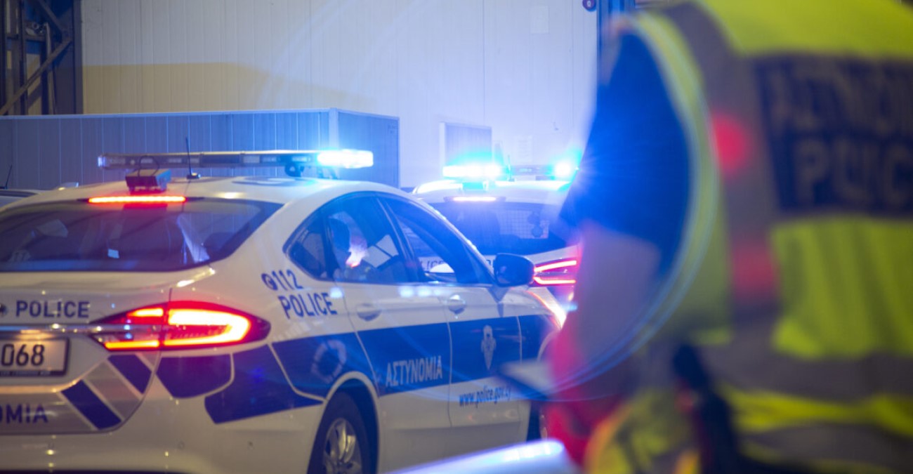 &Kappa;&alpha;&tau;&alpha;&delta;ί&omega;&xi;&eta; &sigma;&tau;&eta; &Lambda;ά&rho;&nu;&alpha;&kappa;&alpha;: 23&chi;&rho;&omicron;&nu;&omicron;&sigmaf; &sigma;&upsilon;&gamma;&kappa;&rho;&omicron;ύ&sigma;&tau;&eta;&kappa;&epsilon; &epsilon;&pi;&alpha;&nu;&epsilon;&iota;&lambda;&eta;&mu;&mu;έ&nu;&alpha; &mu;&epsilon; &pi;&epsilon;&rho;&iota;&pi;&omicron;&lambda;&iota;&kappa;ά - &Eta; &kappa;&alpha;&tau;ά&sigma;&tau;&alpha;&sigma;&eta; &upsilon;&gamma;&epsilon;ί&alpha;&sigmaf; &tau;&omega;&nu; &delta;ύ&omicron; &alpha;&sigma;&tau;&upsilon;&nu;&omicron;&mu;&iota;&kappa;ώ&nu; &pi;&omicron;&upsilon; &tau;&rho;&alpha;&upsilon;&mu;&alpha;&tau;ί&sigma;&tau;&eta;&kappa;&alpha;&nu;