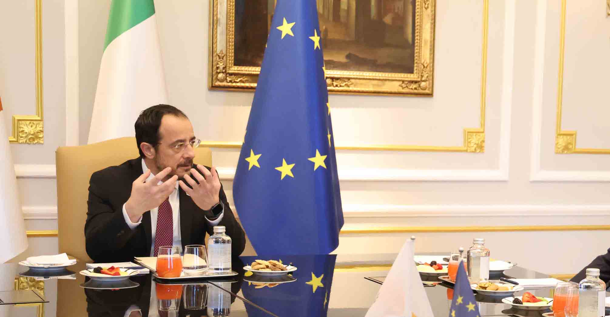 &Kappa;ύ&pi;&rho;&omicron;&sigmaf; &kappa;&alpha;&iota; &Iota;&tau;&alpha;&lambda;ί&alpha; &laquo;&kappa;&lambda;&epsilon;&iota;&delta;ώ&nu;&omicron;&upsilon;&nu;&raquo; &sigma;&tau;&rho;&alpha;&tau;&eta;&gamma;&iota;&kappa;ή &sigma;&upsilon;&nu;&epsilon;&rho;&gamma;&alpha;&sigma;ί&alpha; &sigma;&tau;&eta; &Rho;ώ&mu;&eta; - Ό&sigma;&alpha; &sigma;&upsilon;&zeta;ή&tau;&eta;&sigma;&alpha;&nu; &Chi;&rho;&iota;&sigma;&tau;&omicron;&delta;&omicron;&upsilon;&lambda;ί&delta;&eta;&sigmaf; &kappa;&alpha;&iota; &Mu;&alpha;&tau;&alpha;&rho;έ&lambda;&lambda;&alpha;