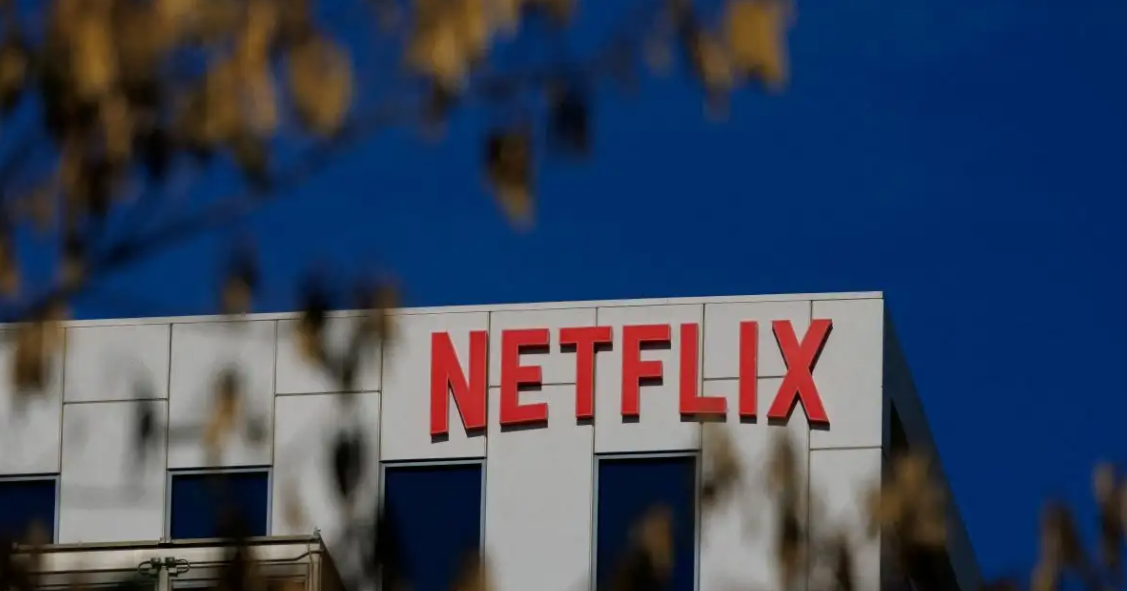 Το Netflix εξαγοράζει τη Warner Bros για 82,7 δισ. δολάρια